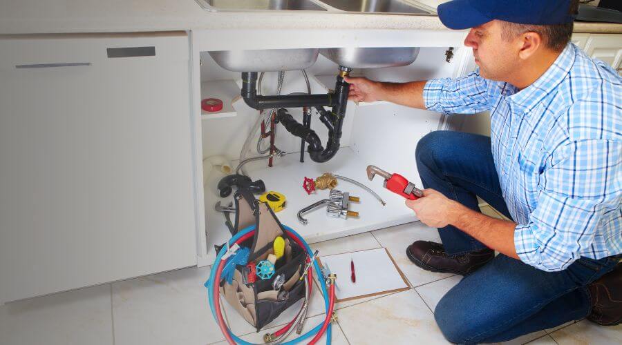 Expert burst pipe repair services in Clinton, TN